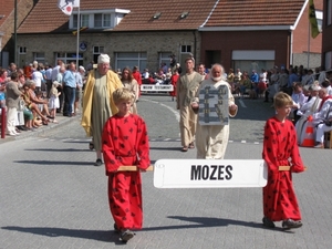 Meigem H.bloedprocessie 2011 036