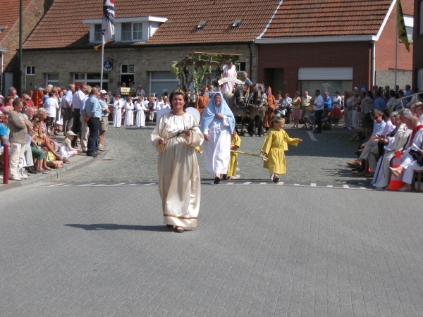 Meigem H.bloedprocessie 2011 042
