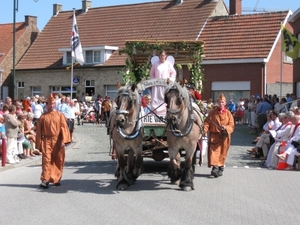 Meigem H.bloedprocessie 2011 045