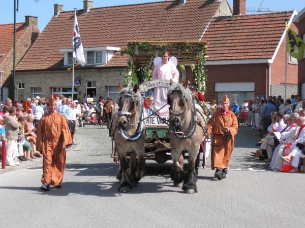 Meigem H.bloedprocessie 2011 045