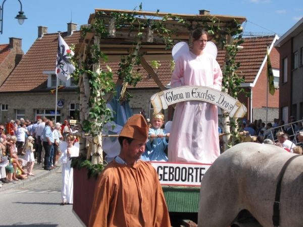 Meigem H.bloedprocessie 2011 046