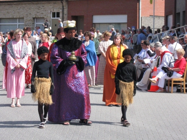Meigem H.bloedprocessie 2011 056