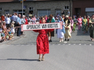 Meigem H.bloedprocessie 2011 058
