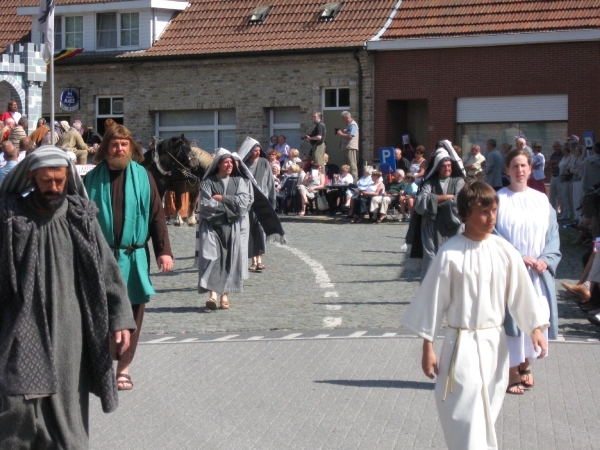 Meigem H.bloedprocessie 2011 068