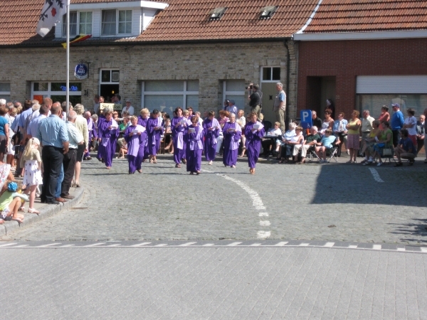 Meigem H.bloedprocessie 2011 072