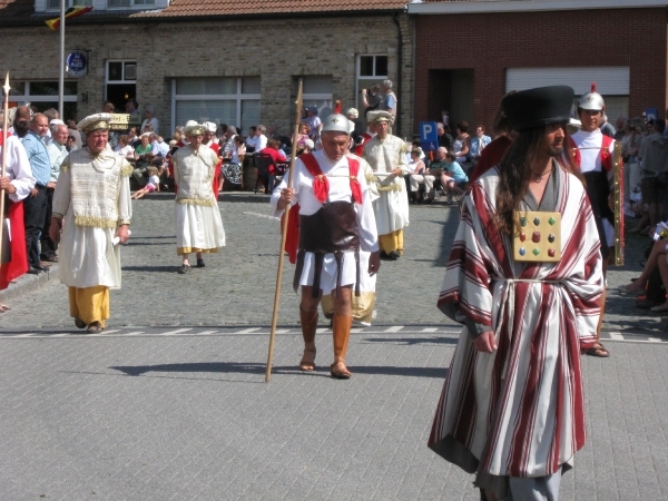 Meigem H.bloedprocessie 2011 081