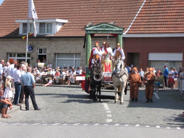 Meigem H.bloedprocessie 2011 085