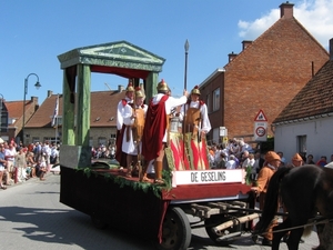 Meigem H.bloedprocessie 2011 087