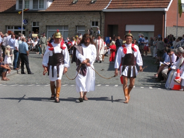 Meigem H.bloedprocessie 2011 091