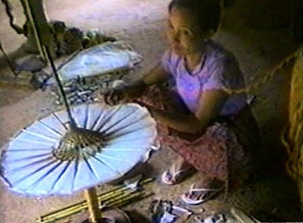 Momentopname%25206%2520%252816-04-2012%25200-04%2529%2520%25282%2