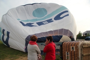 Ballonvaart met KBC Dentergem 19-05-2011 025
