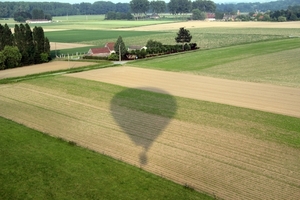 Ballonvaart met KBC Dentergem 19-05-2011 061