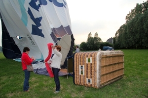 Ballonvaart met KBC Dentergem 19-05-2011 184