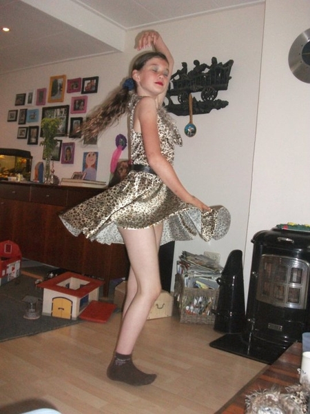 284746_2264793905043_1404369543_2633417_3273175_n