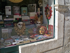 264 CIMG2272 winkel in de Placa