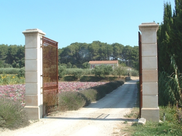 Vieux chemin d'Arles