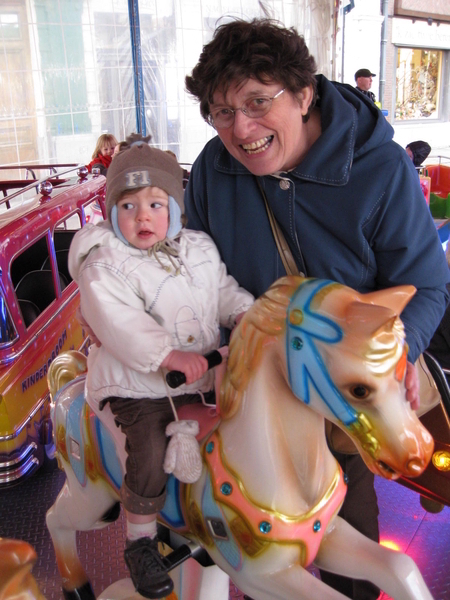 13) Jana achteromkijkend met Memee