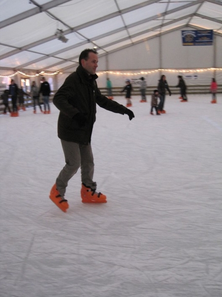 08) Gert op de ijspiste