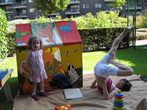 04) Acrobatie van Sarah op 6 aug.