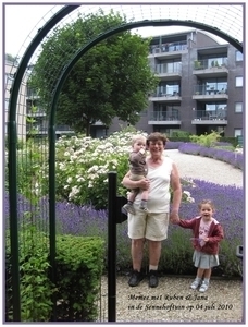 Kindjes+en+memee+op+04+juli+-+bewerkt