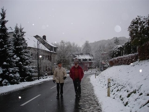 20051127 9u39 Gaichel luc en remi op wandeling 027