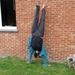 handjestand ook proberen ? Angela dochter lady07