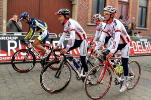 THOMAS DE GENDT & JEUGDRENNERS