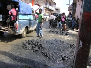 Cap Hatien : riool- en wegenwerken