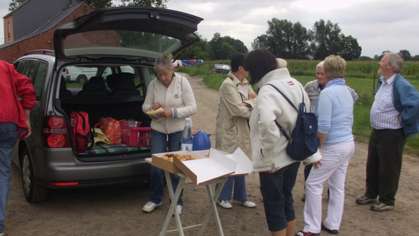 Louisa's winkel gaat open