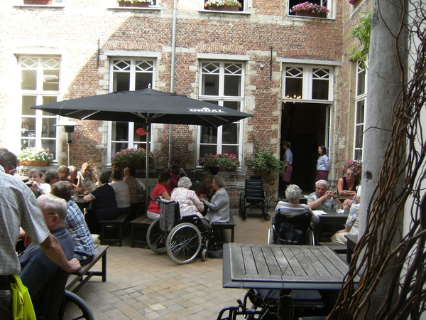 Stadhuis antwerpen  ziekenzorg 2 aug 2011 057