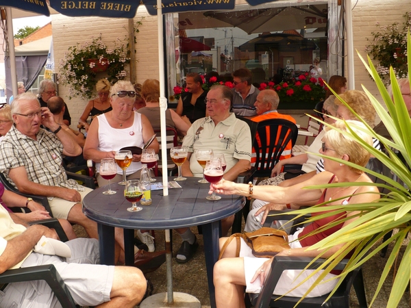 LEKKER UITBLAZEN IN HET VISSERSHOF TE MOERZEKE