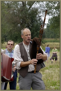 sized_sized_DSC31563a volksmuziek