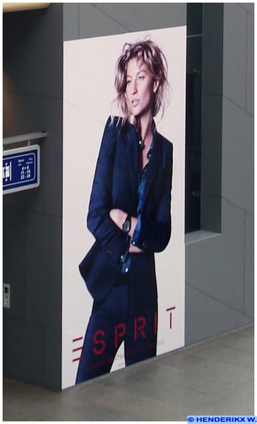 ESPRIT reclame FN 20120902_3