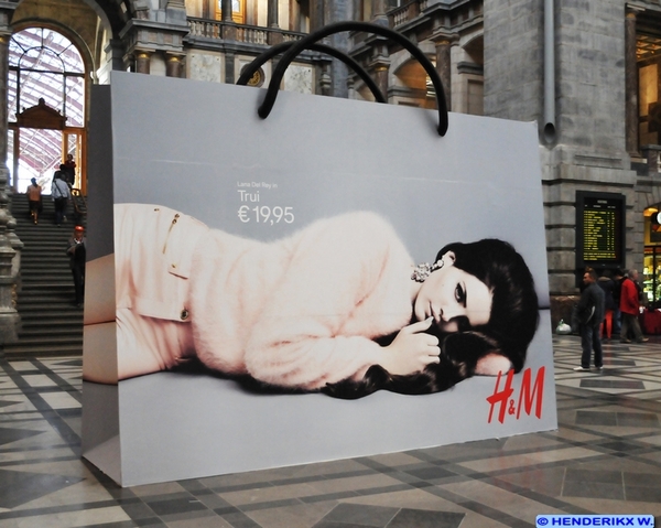 H & M-reclame FN 20120919_1