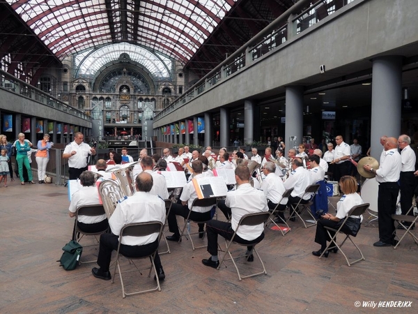 NMBS fanfare FN 20130831_4