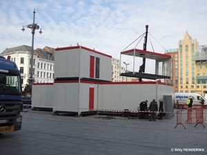 sized_POP-UP RESTAURANT KONINGIN ASTRIDPLEIN 20140306 opbouw