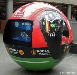 sized_'RODANIA' FN 20140708_3