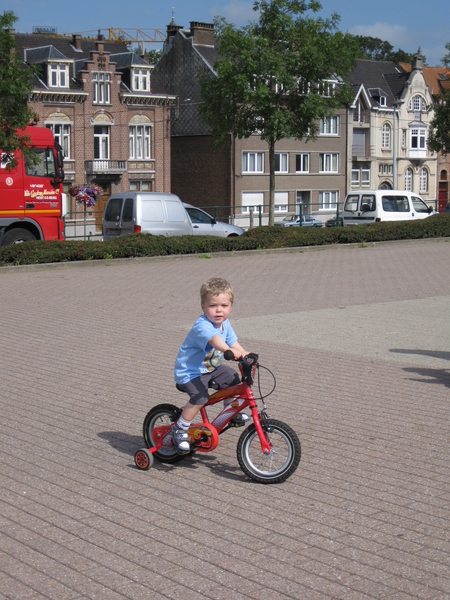 08) Ruben aandachtig