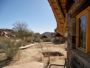 Canon Lodge midden in Giants Playground