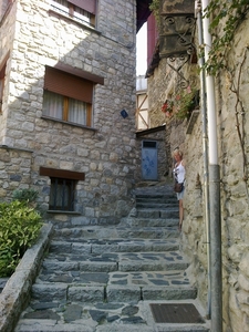 21082011061