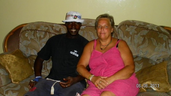 ik hier met hem wij zijn voor hem mamie en dady