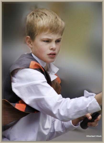 sized_sized_DSC31736a brussel -meiboom