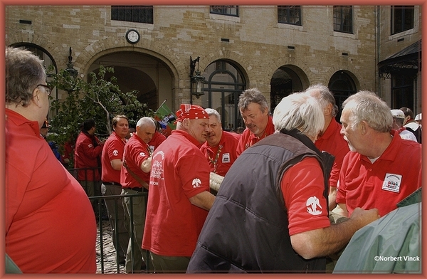 sized_sized_DSC31808a brussel -meiboom