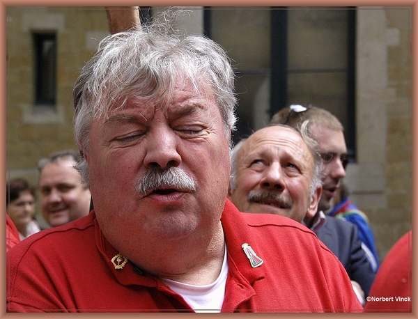 sized_sized_DSC31822a brussel -meiboom