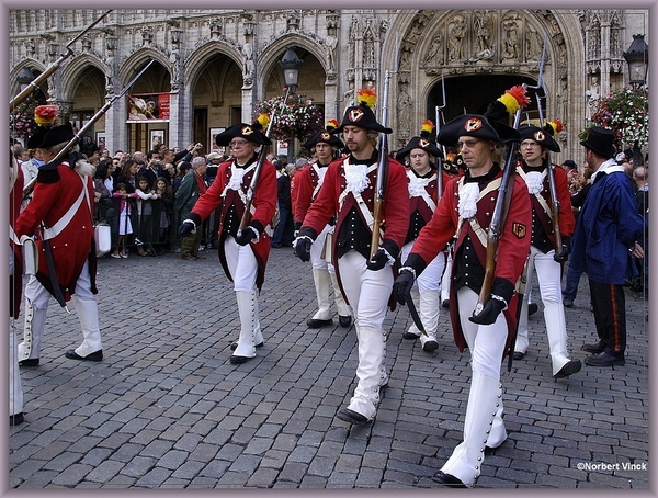 sized_sized_DSC31837a brussel -meiboom