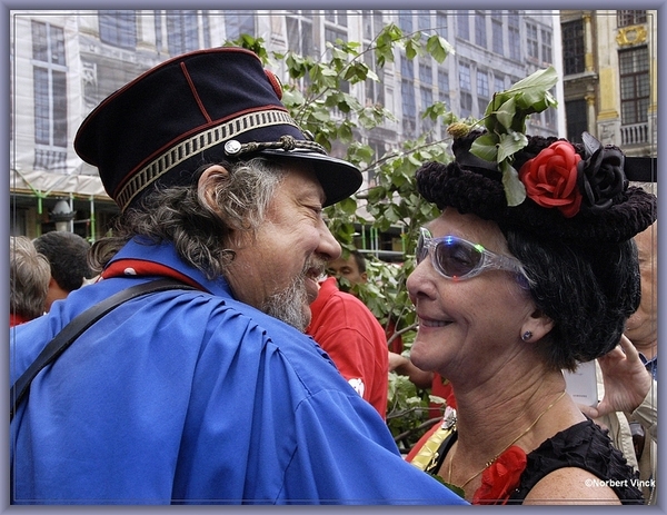 sized_sized_DSC31909a brussel -meiboom