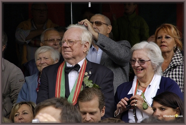 sized_sized_DSC31917a brussel -meiboom