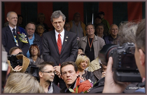 sized_sized_DSC31918a brussel -meiboom