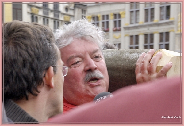 sized_sized_DSC31926a brussel -meiboom