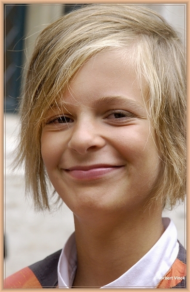 sized_sized_DSC31949a brussel -meiboom